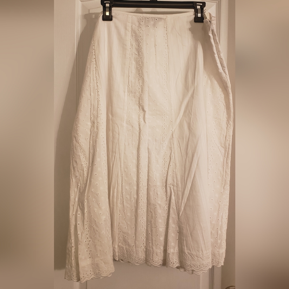 NEW! White Tahiti skirt (W)